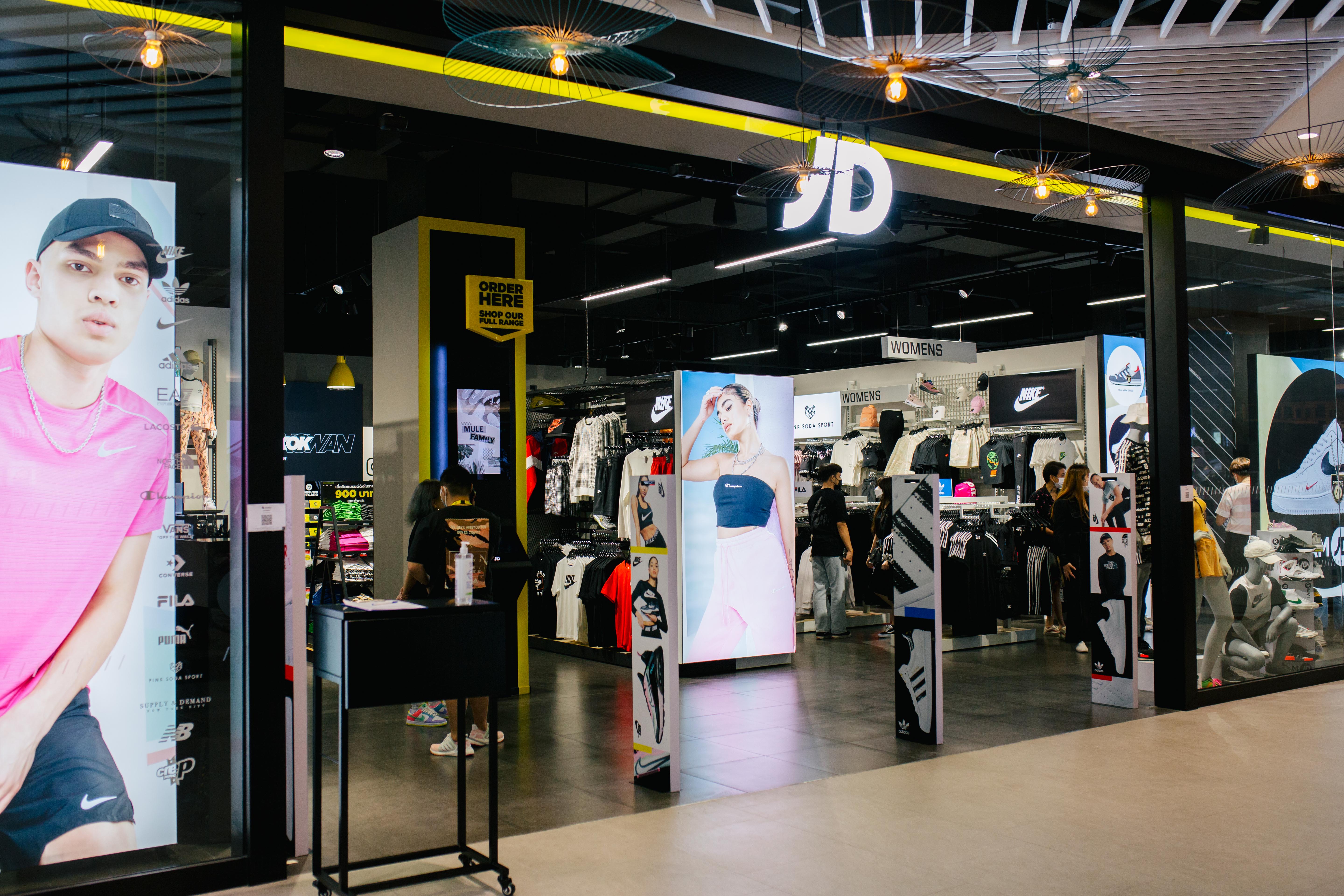 NEW BRANCH ALERT! "JD THE MALL NGAMWONGWAN"